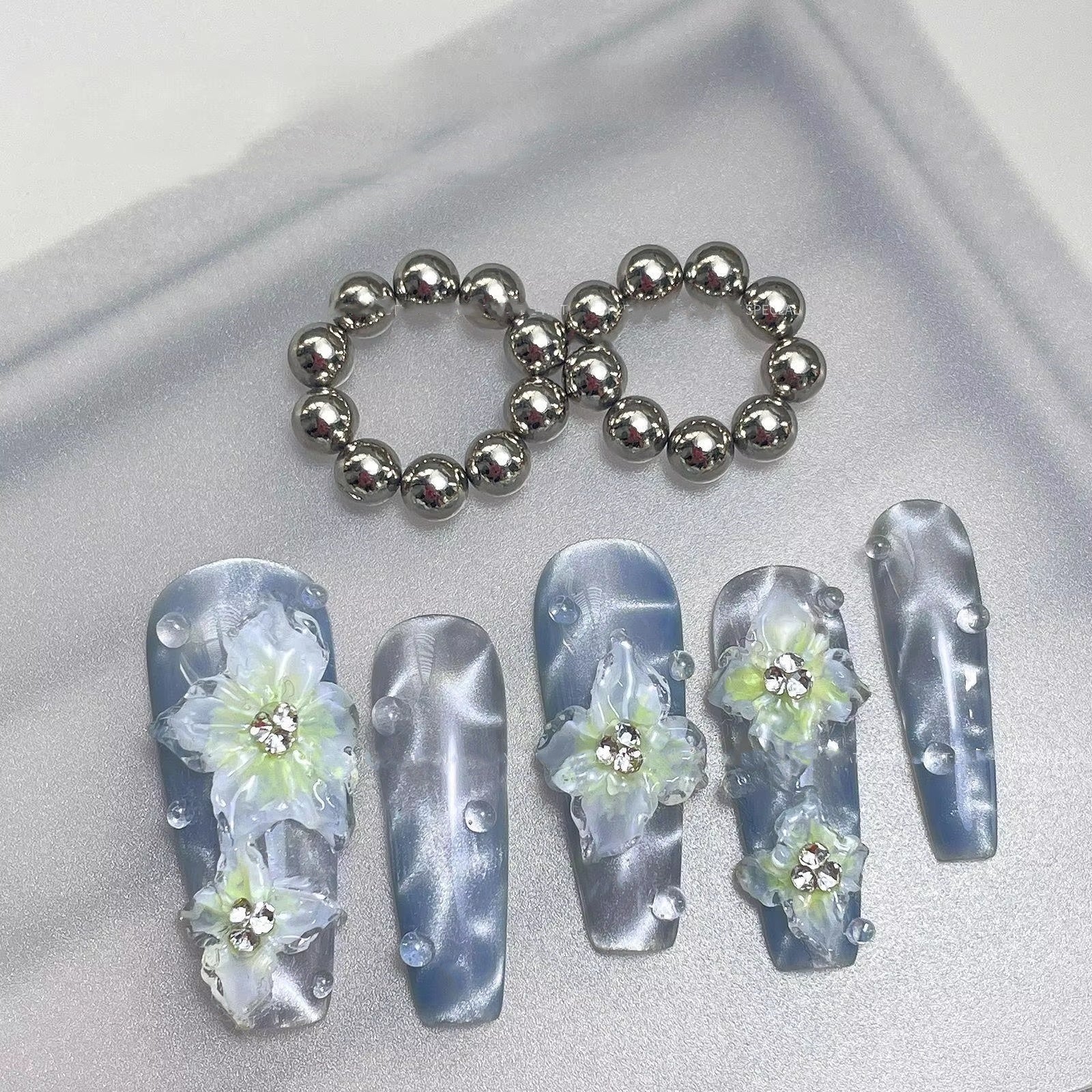 Cat Eye Nail Magnet Set – 40 Pieces Magnetic Nail Art Tools