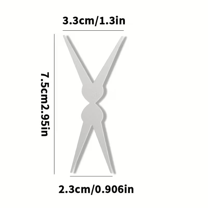 French-Style Cat Eye Magnet